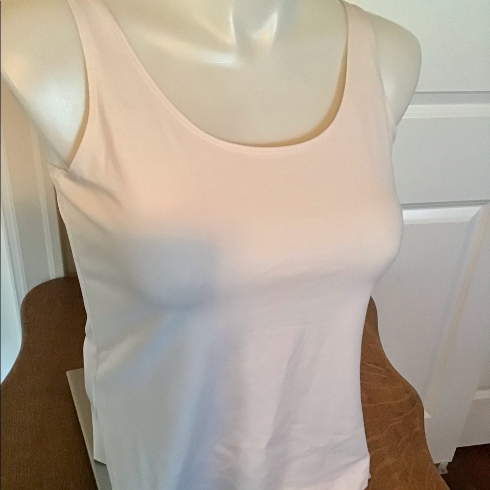 CHICOS LN TANP TOP. SUPER SMOOTH & VERSATILE.